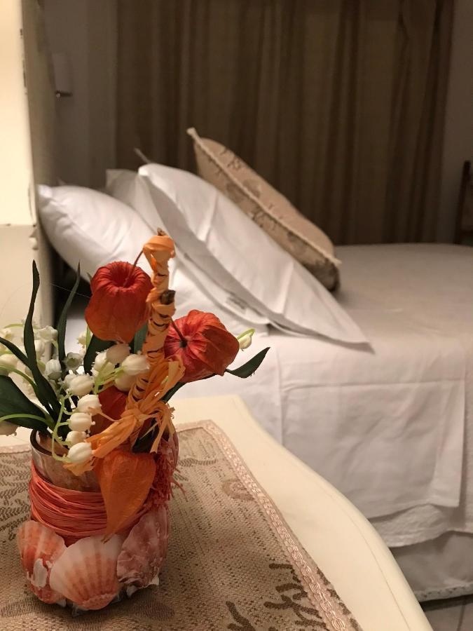 Ancora Bilocale Villa Marina di Massa Eksteriør billede